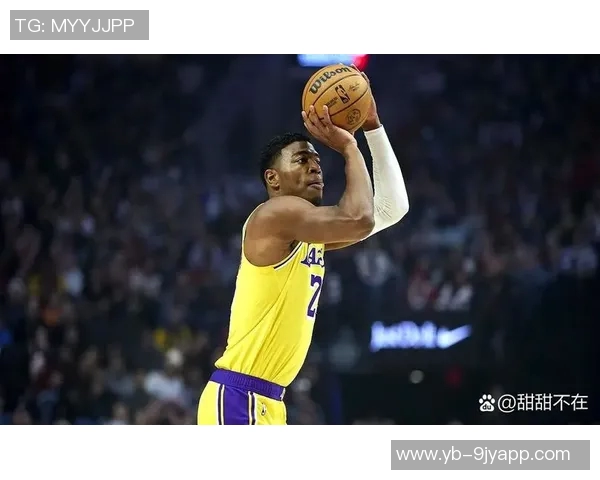 乔治状态低迷出战20分钟仅得10分三分球五投皆失表现令人失望