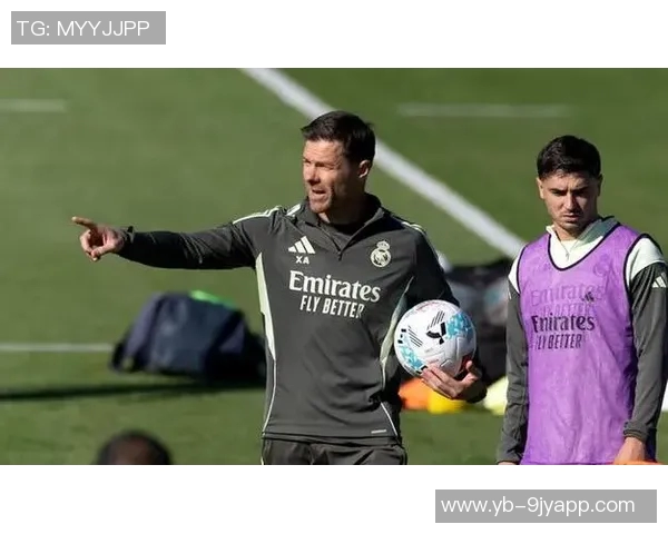 外媒报道赫伊森吕迪格阿诺德等五名球员缺席皇马训练引发关注